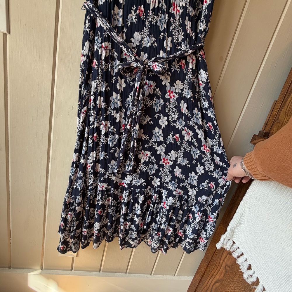 Women’s J. Jill Navy Floral Midi Dress, Size Large - Picture 3 of 9